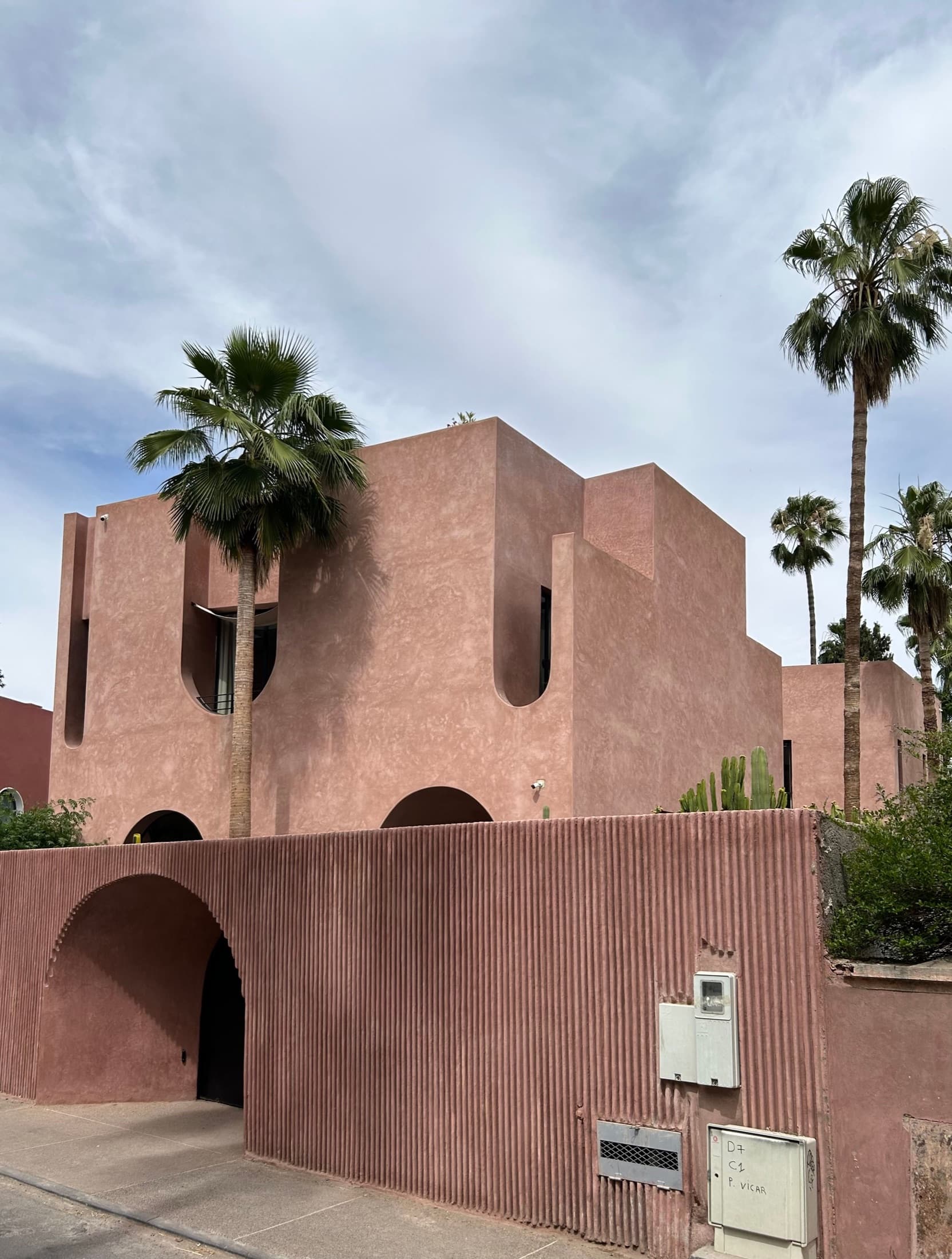 Contemporary terracotta villa in Marrakech